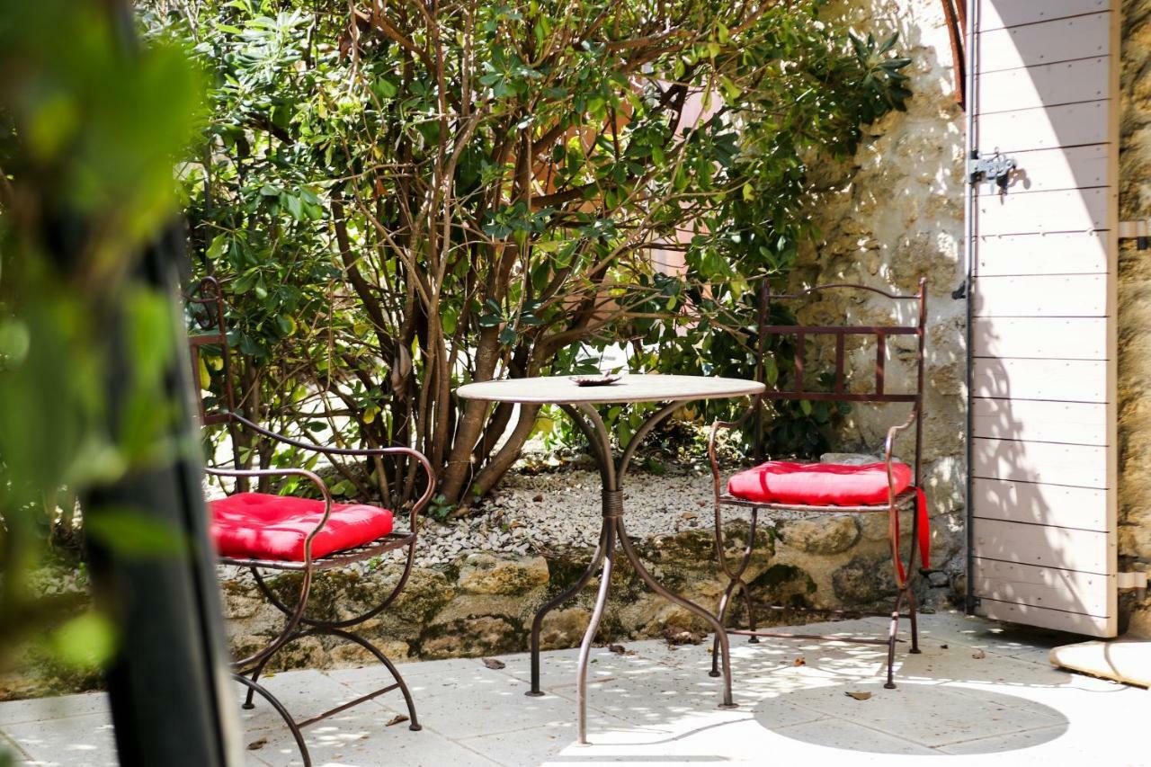 Le Mas De La Lombarde Lourmarin Exterior photo